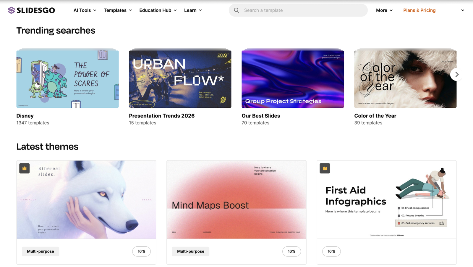 Screenshot of Slidesgo website