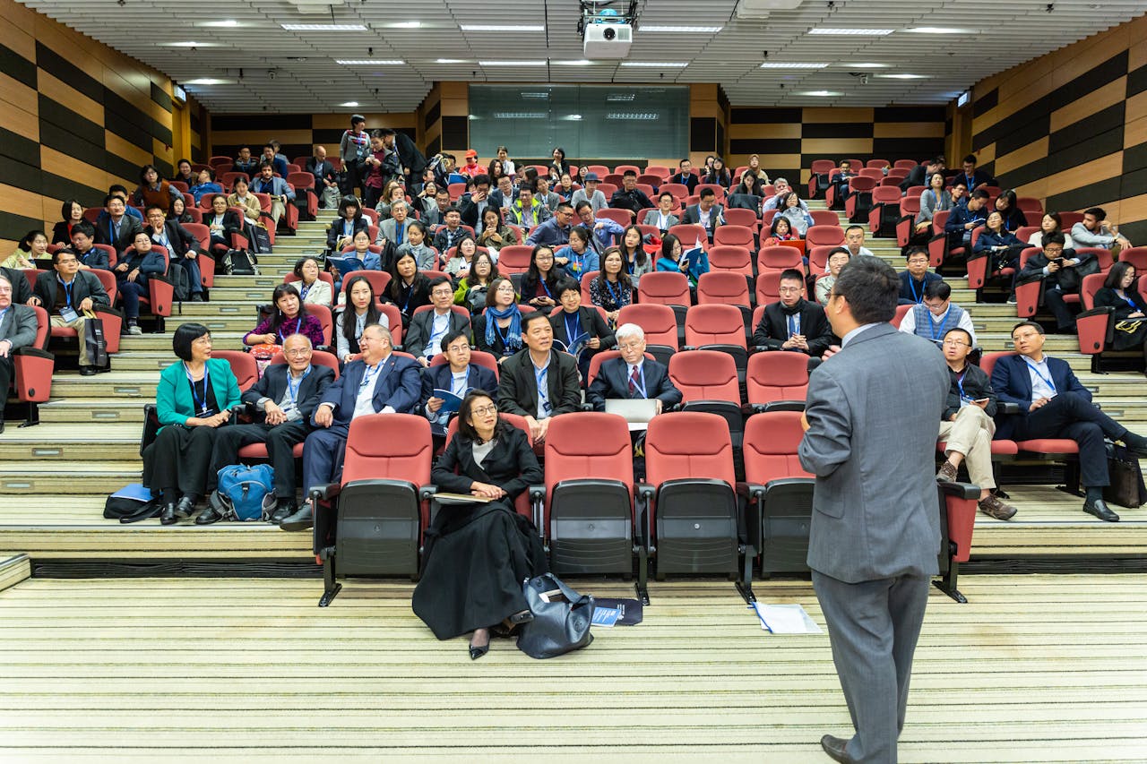 Pertanyaan dan jawaban konferensi akademik