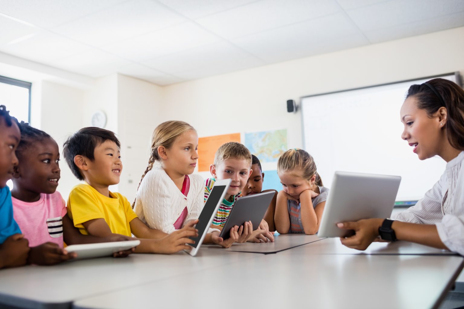 Teacher-Tested Ways To Use Technology In The Classroom With Less Work ...